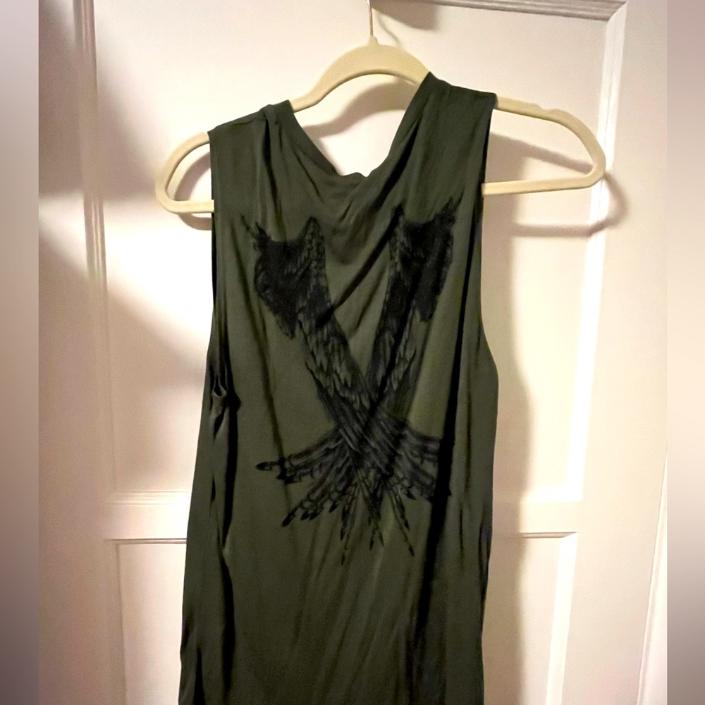 Angel wings muscle tee